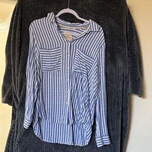 Chic Blue Striped Women's Button Down Shirt